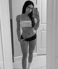 Arap Escort - Farklı Bir Deneyim İçin Hazır Olun