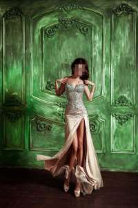 Arzuların Şelalesi, Bakışların Büyüleyiciliği: Rus Escort