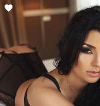 Etkileyici ve Karizmatik Türk Escort: Özgün, Enerjik ve Baş Döndürücü