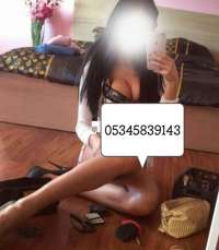 Hayranlık Uyandıran Zenci Escort Bayan Tanışmaya Hazır Mısınız?