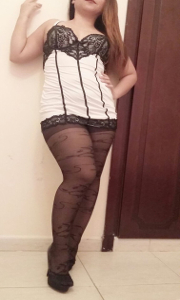 Heyecanlı ve Egzotik Zenci Escort, Ruhen Yolculuk Vaat Eden Kadın