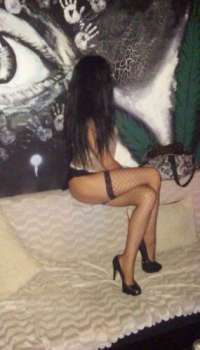 Şehvet Dolu Dakikalar Sunan Özbek Escort Kız
