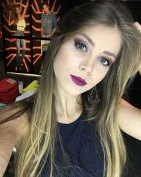 Türk Escort - Seksapalite, Güzellik ve Konfor Çığlığı Atan İdeal Kadın